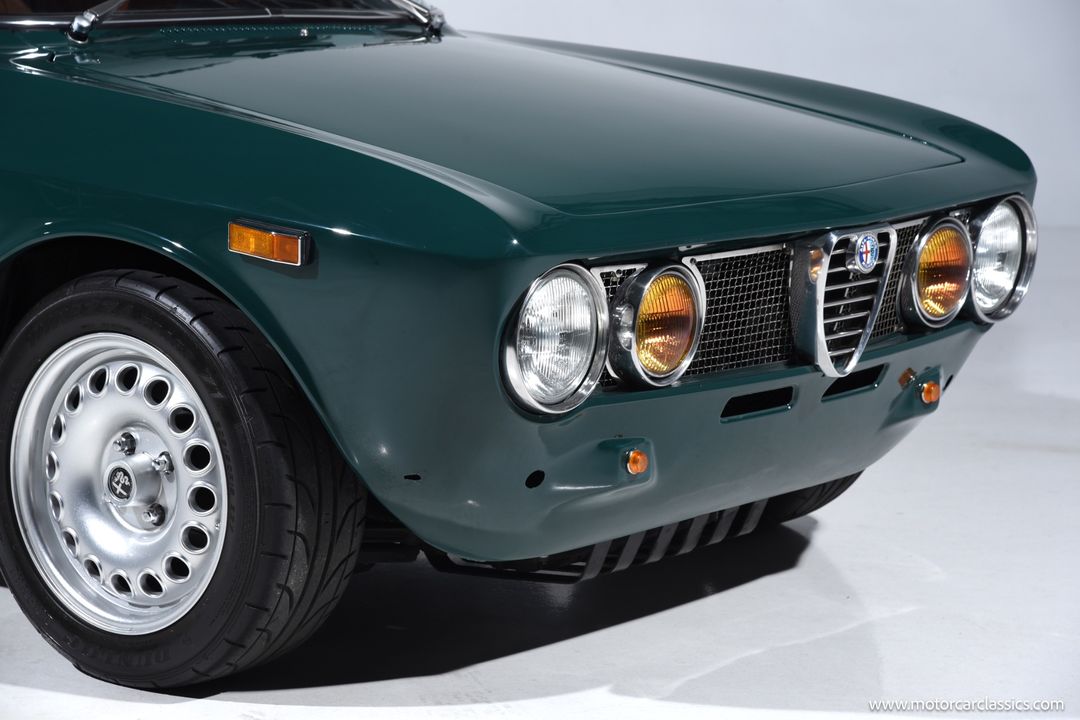 1973 Alfa Romeo GTV 2000