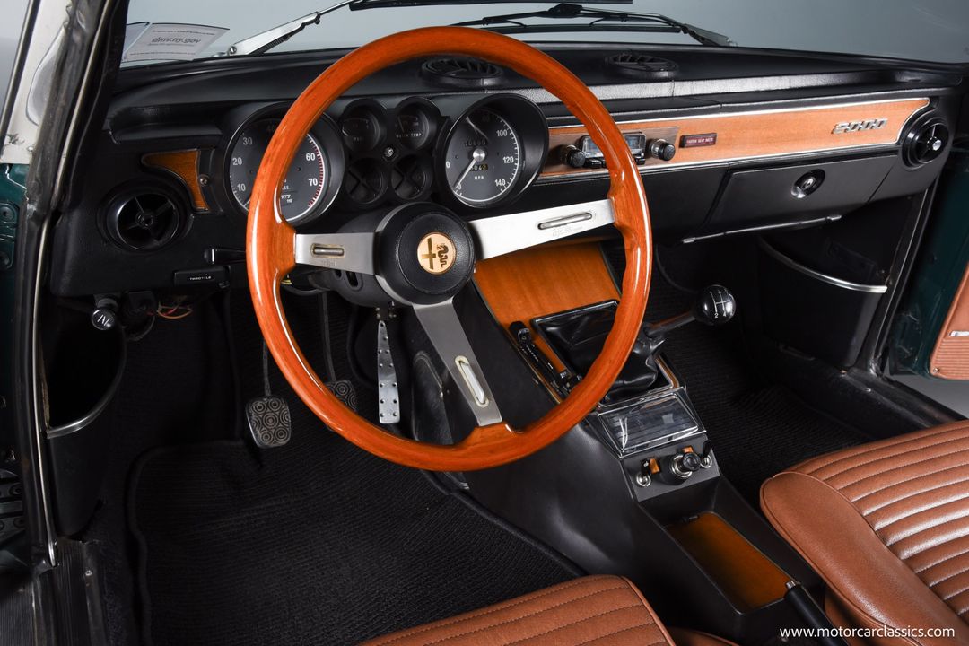 1973 Alfa Romeo GTV 2000