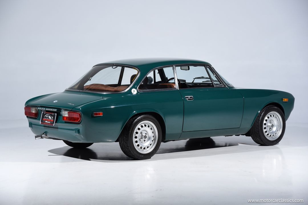1973 Alfa Romeo GTV 2000