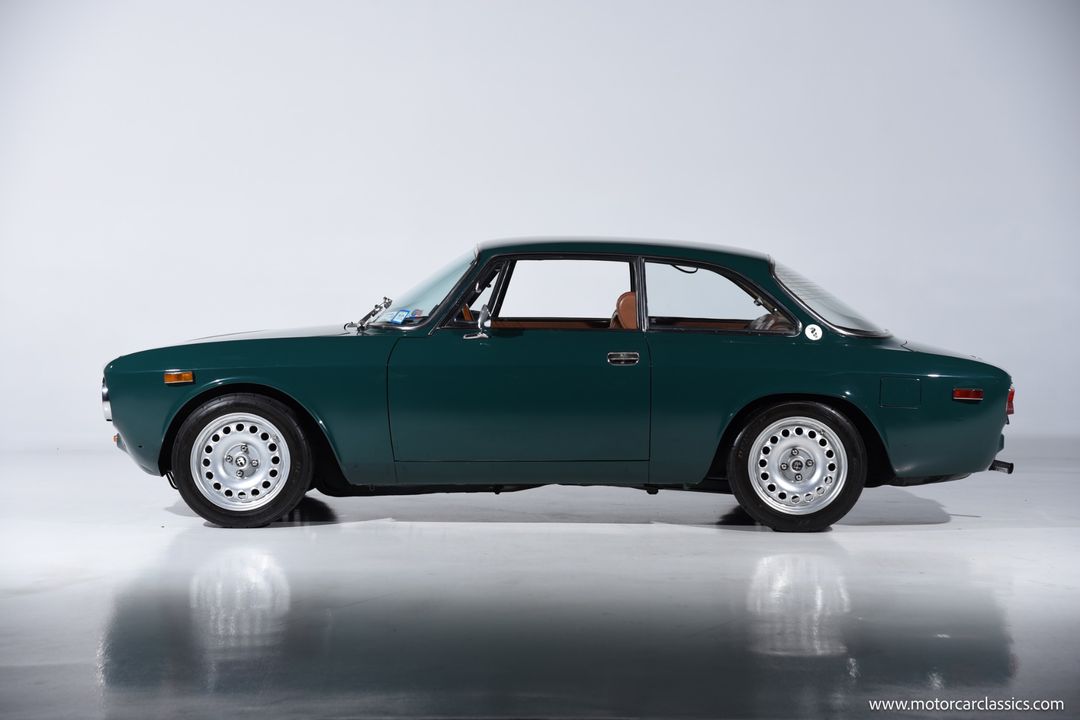 1973 Alfa Romeo GTV 2000