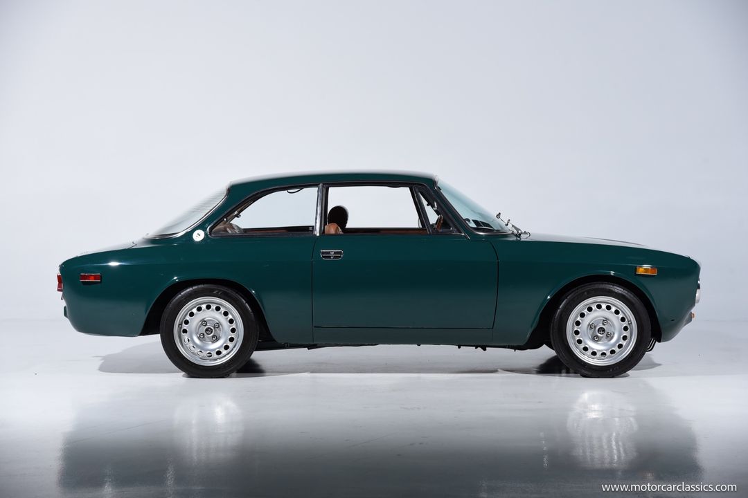 1973 Alfa Romeo GTV 2000