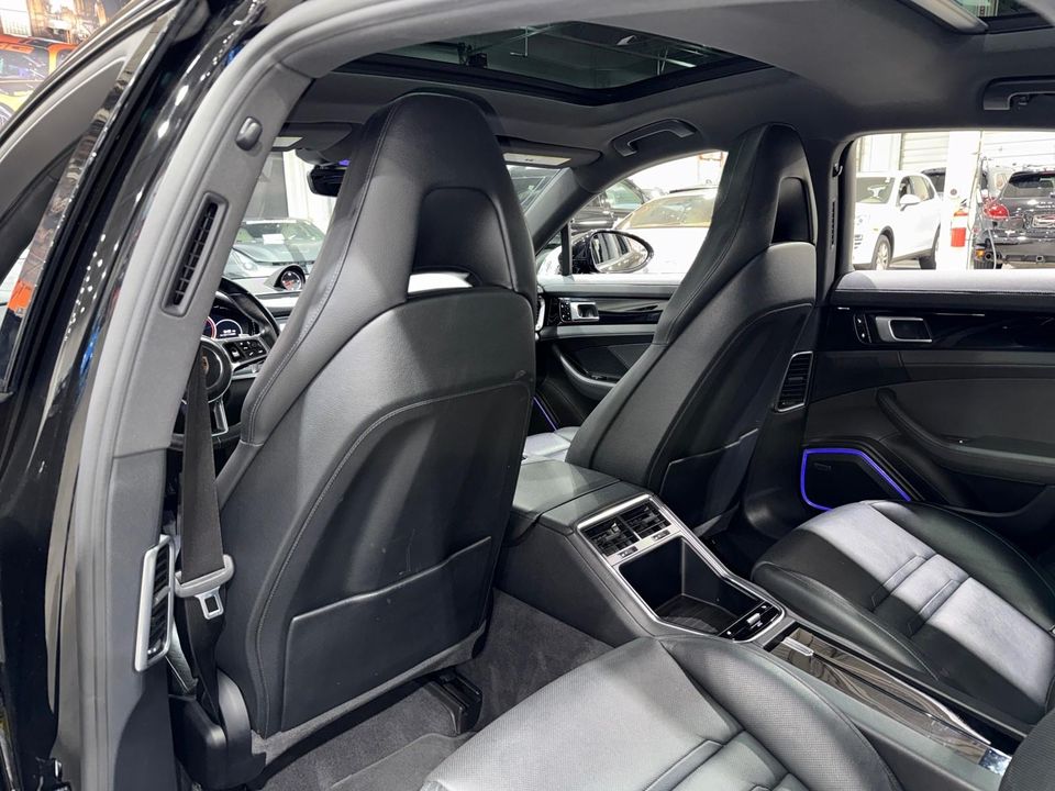 2018 Porsche Panamera