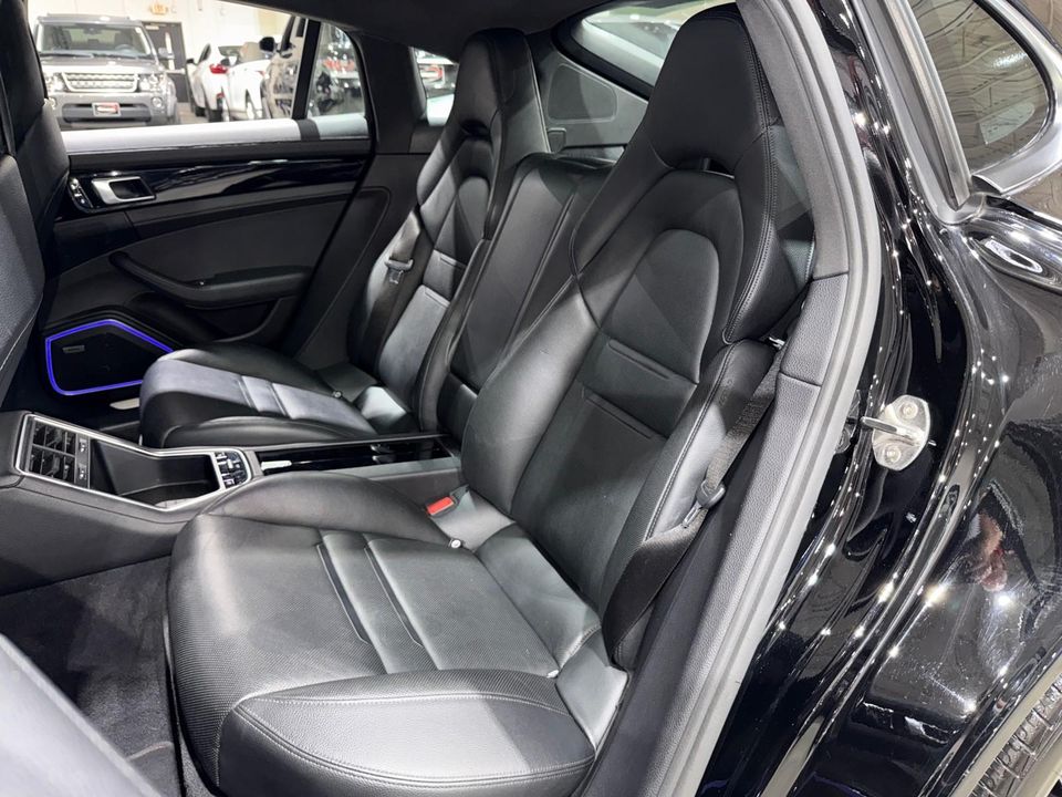 2018 Porsche Panamera