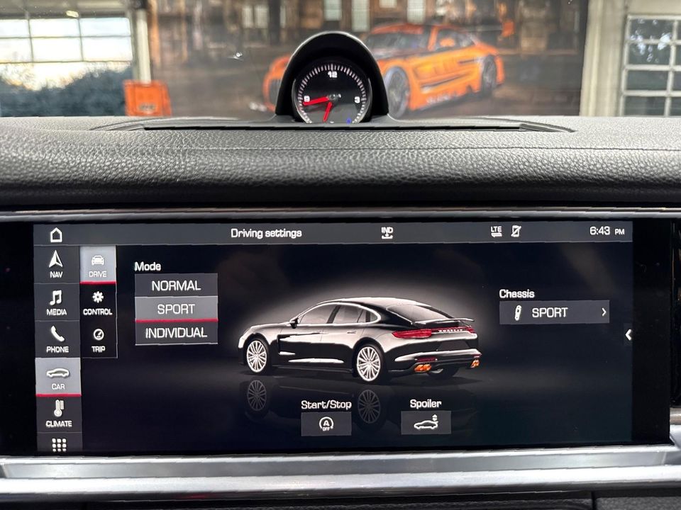 2018 Porsche Panamera