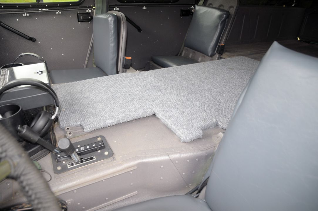 1991 AM General Humvee 103