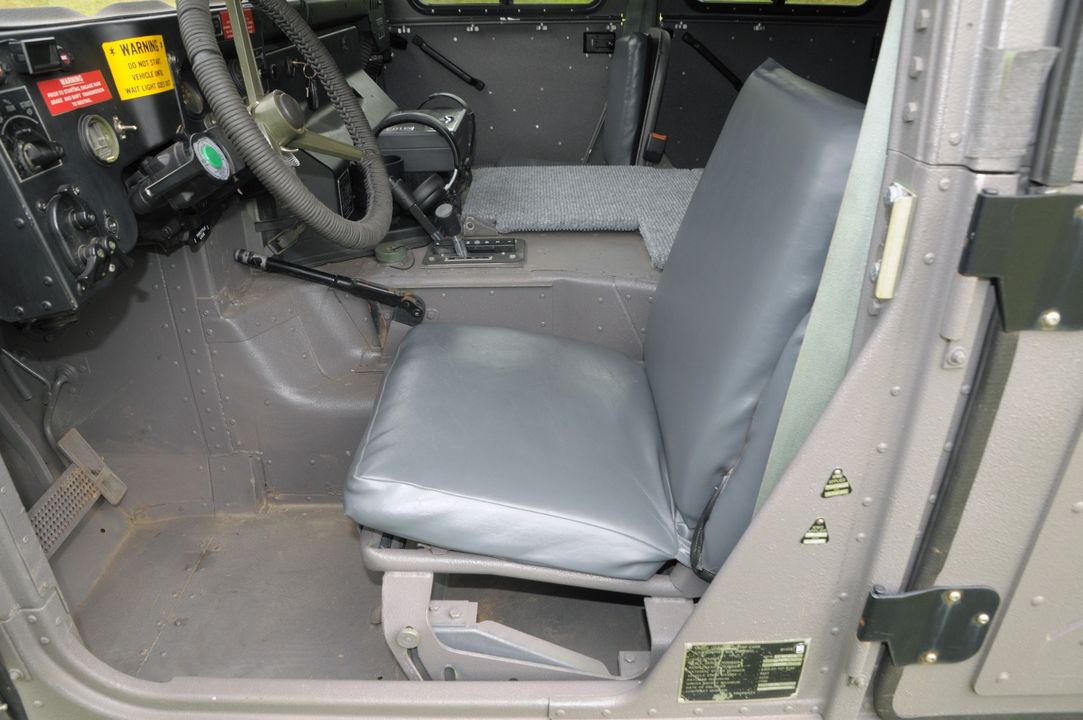 1991 AM General Humvee 103