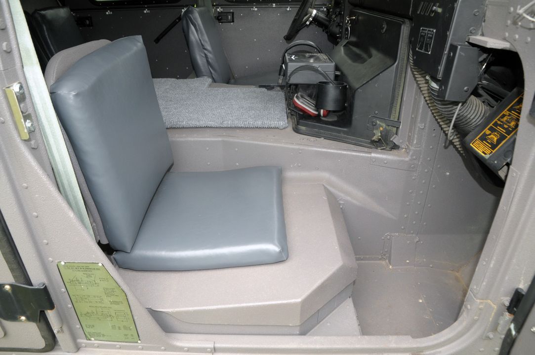 1991 AM General Humvee 103