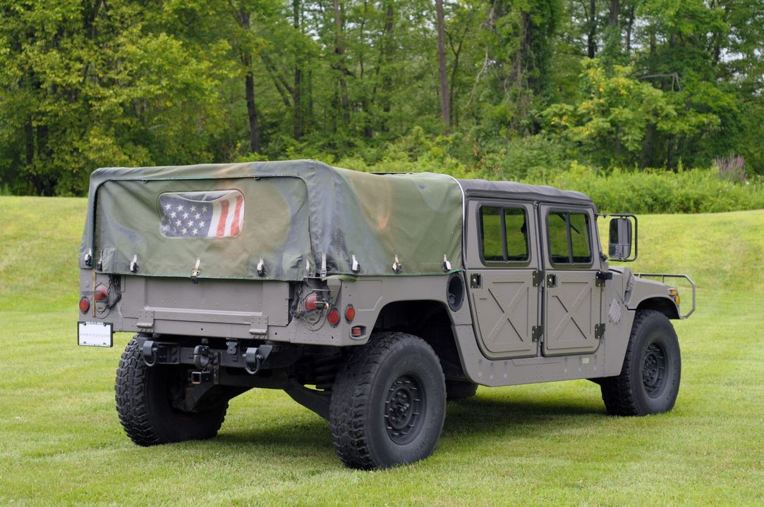1991 AM General Humvee 103