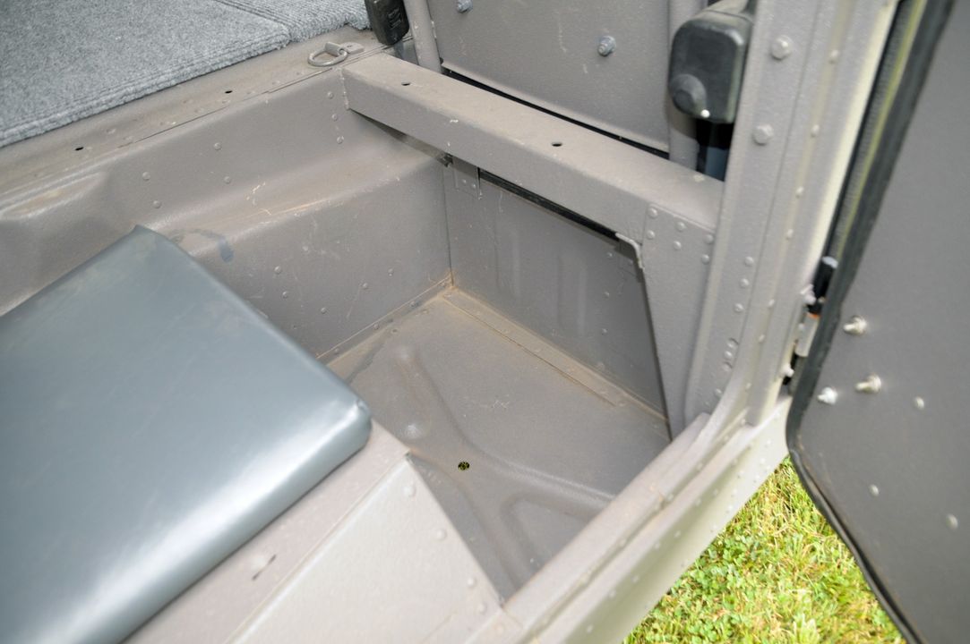 1991 AM General Humvee 103