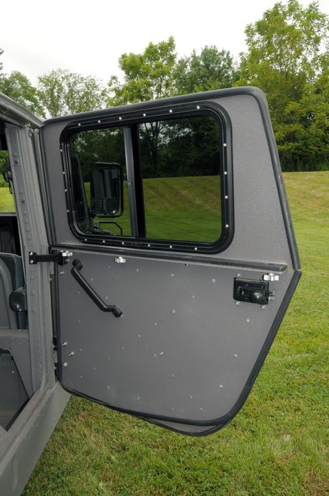 1991 AM General Humvee 103