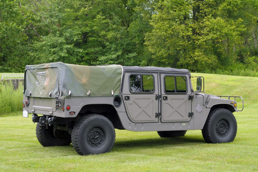 1991 AM General Humvee 103