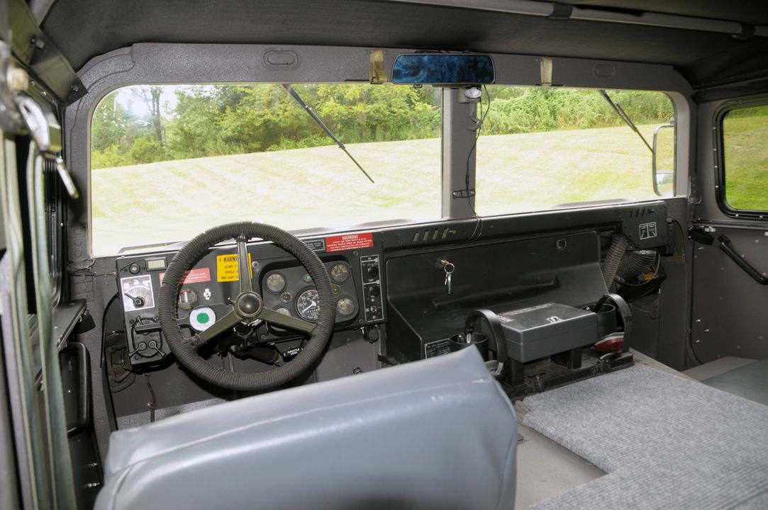 1991 AM General Humvee 103