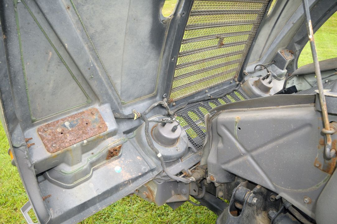 1991 AM General Humvee 103