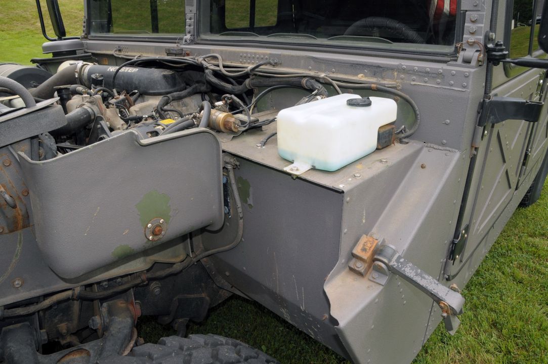 1991 AM General Humvee 103