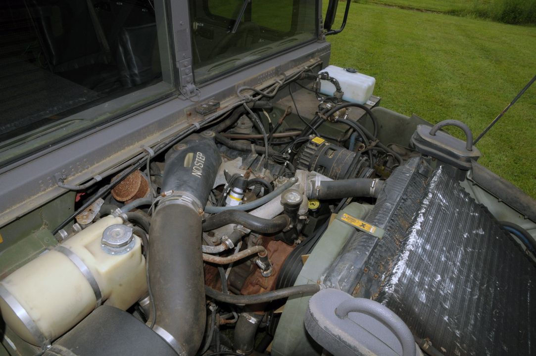 1991 AM General Humvee 103