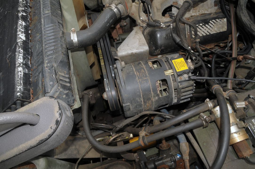 1991 AM General Humvee 103