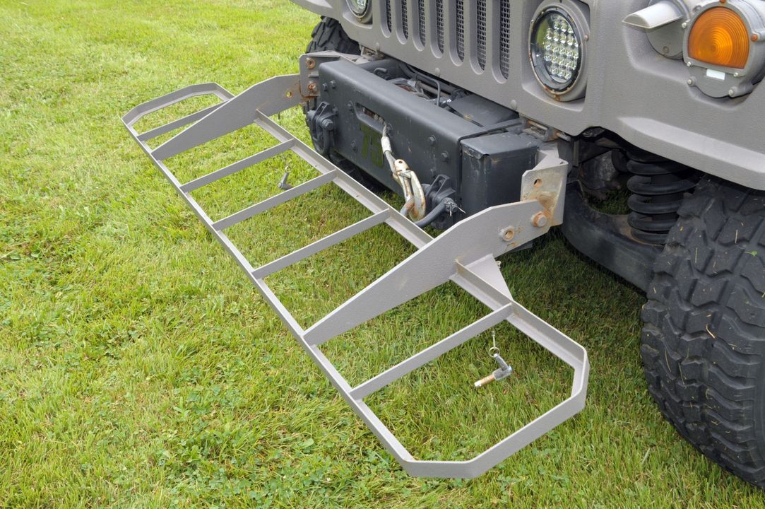 1991 AM General Humvee 103