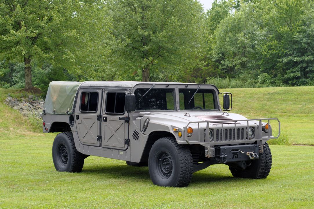 1991 AM General Humvee 103