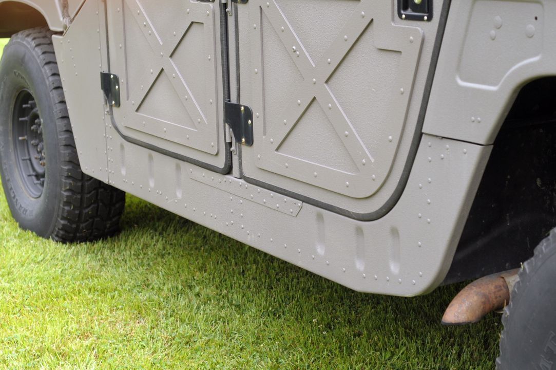 1991 AM General Humvee 103