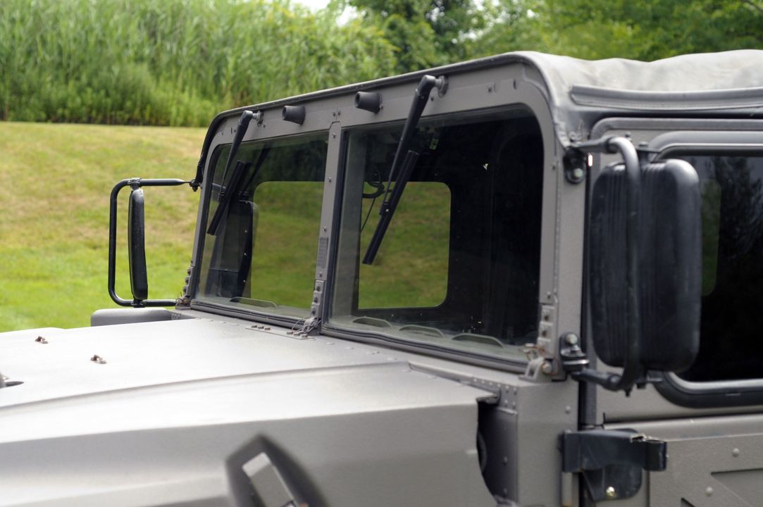 1991 AM General Humvee 103