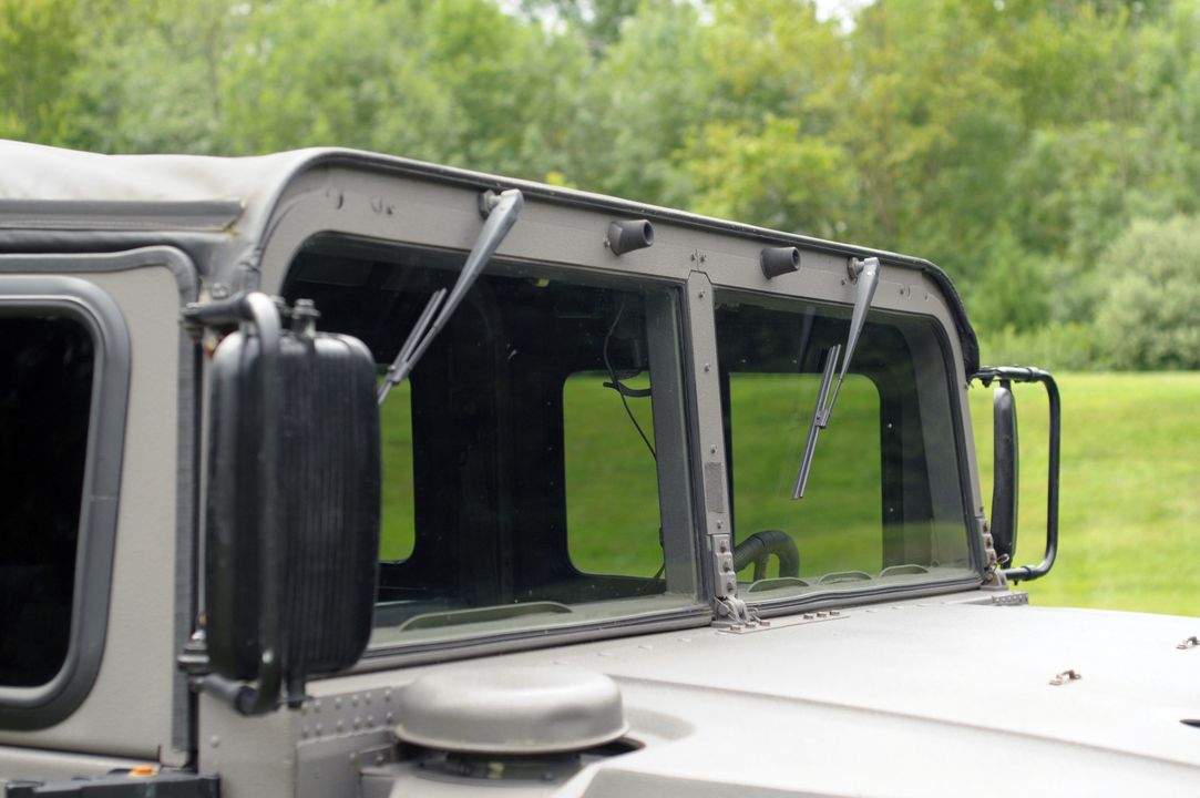 1991 AM General Humvee 103