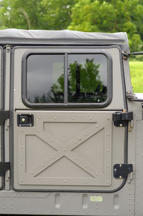 1991 AM General Humvee 103
