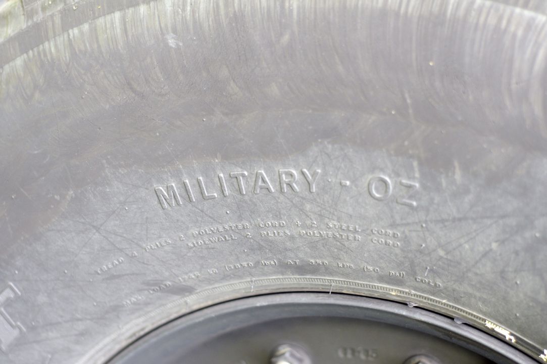 1991 AM General Humvee 103