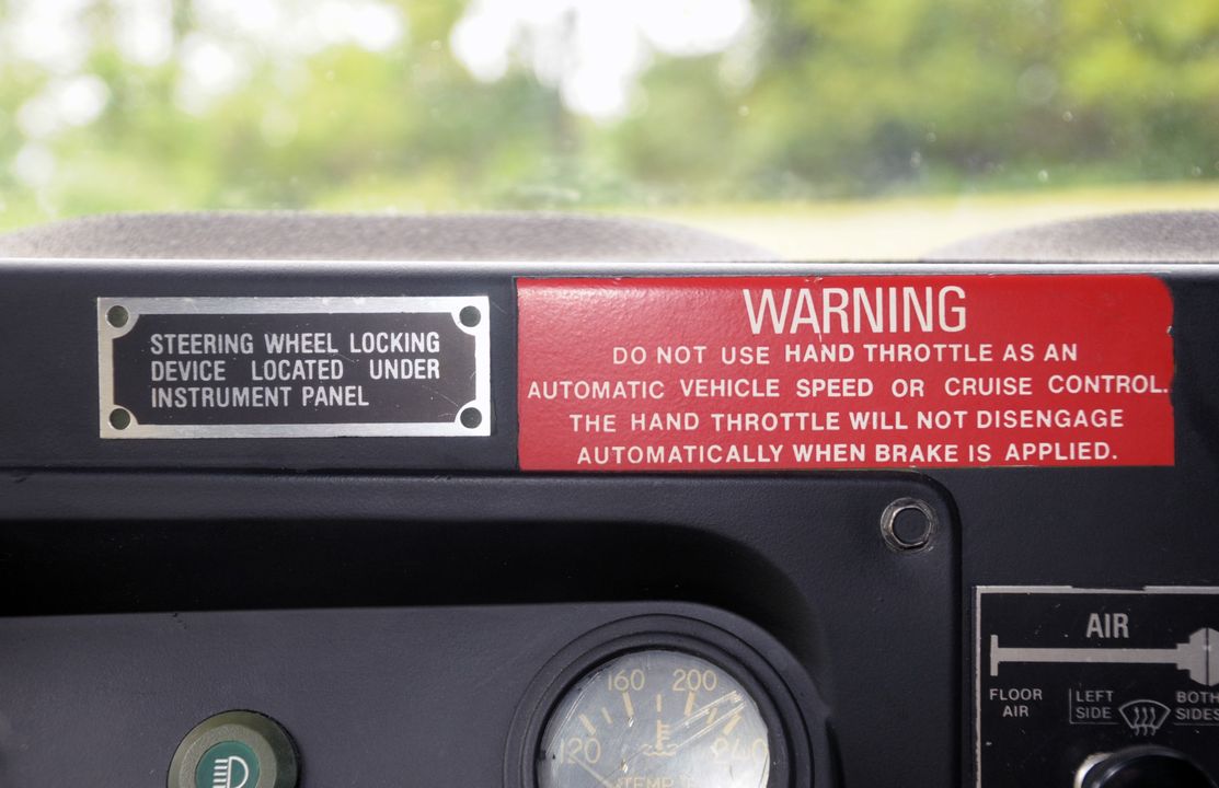 1991 AM General Humvee 103