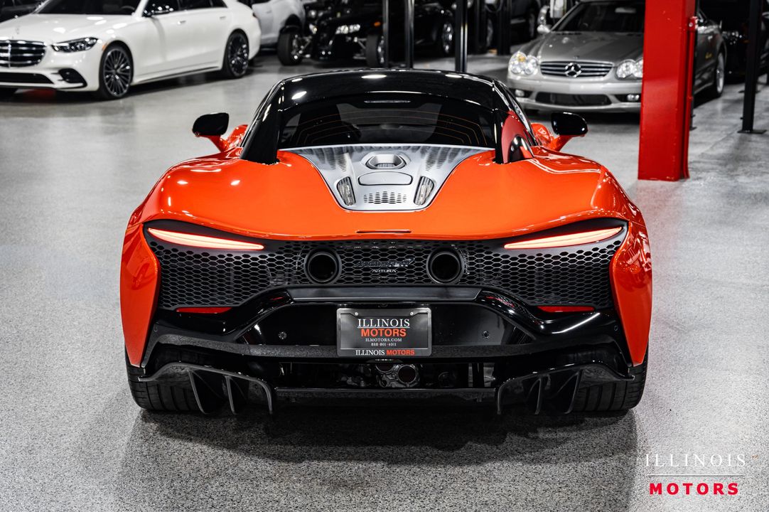 2023 McLaren Artura