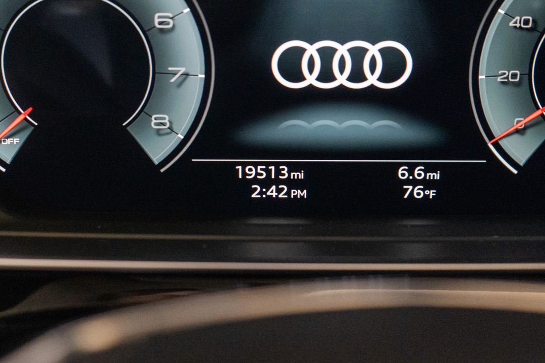 2023 Audi A8
