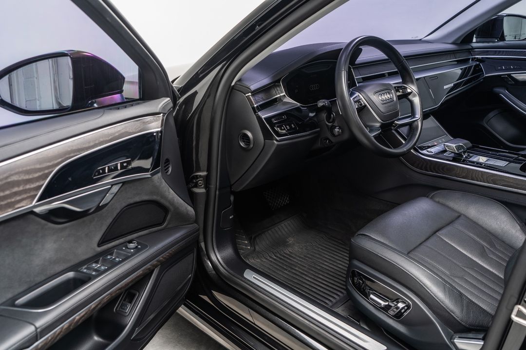 2023 Audi A8