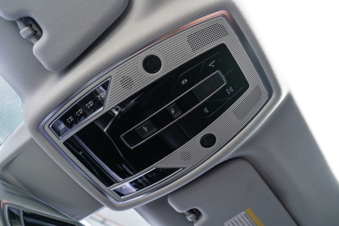 2023 Audi A8