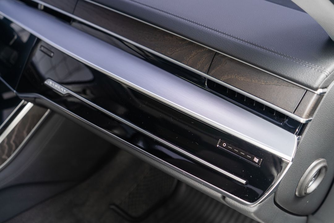 2023 Audi A8