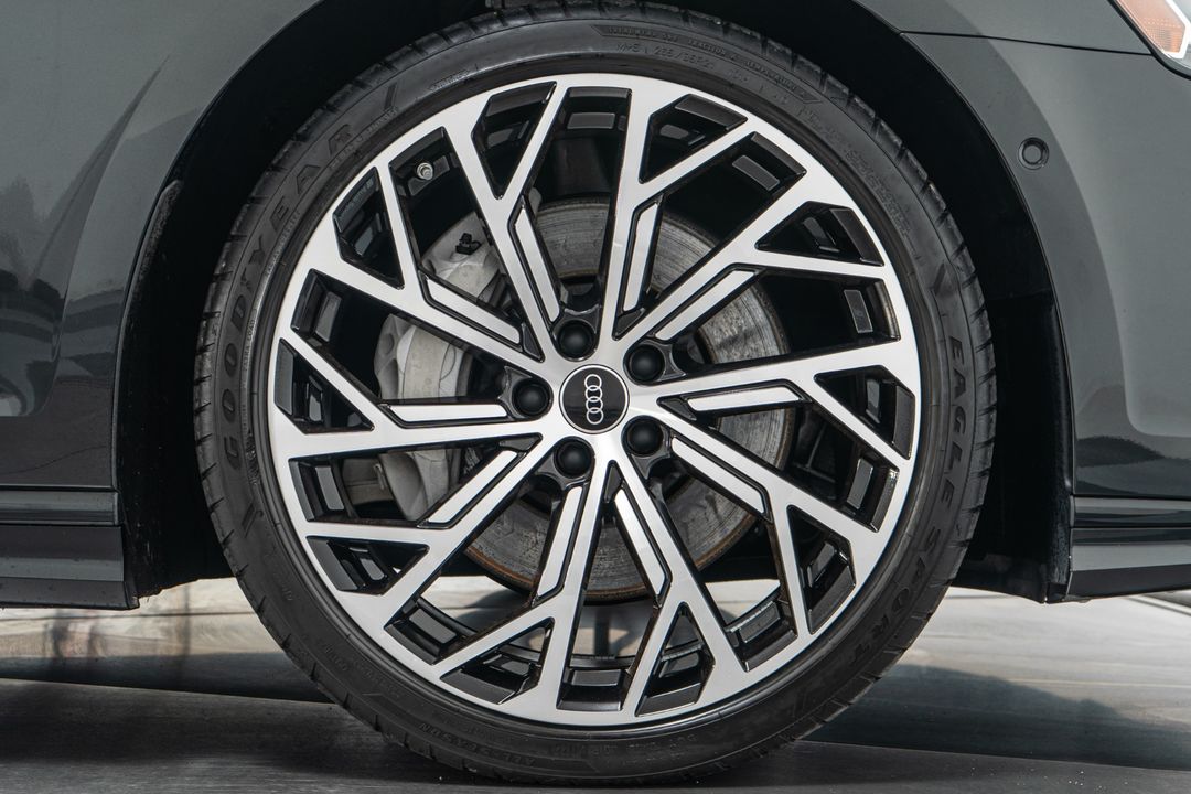 2023 Audi A8
