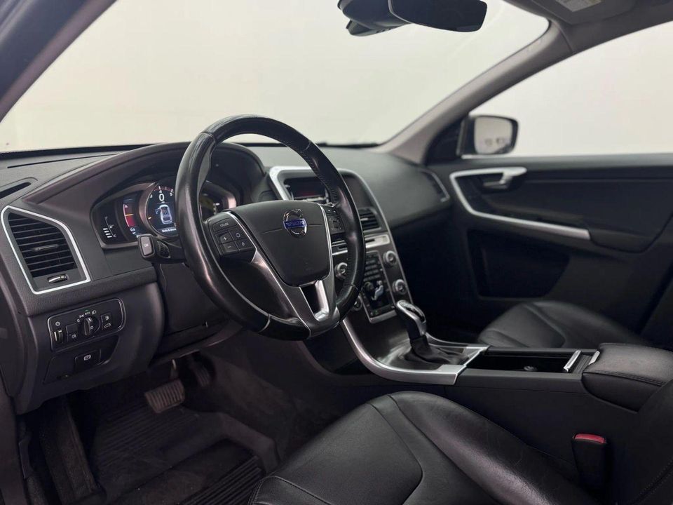 2016 Volvo XC60