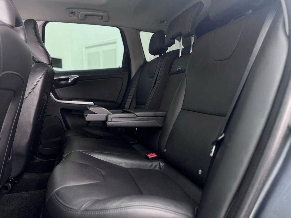 2016 Volvo XC60