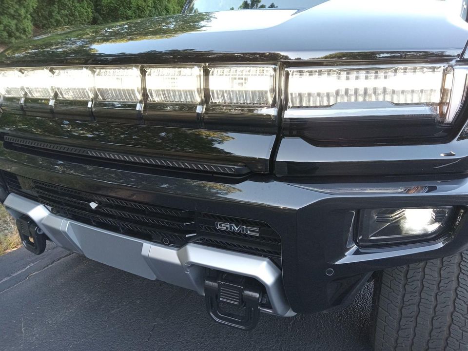 2025 GMC Hummer EV SUV