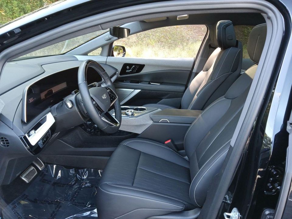 2025 Cadillac OPTIQ