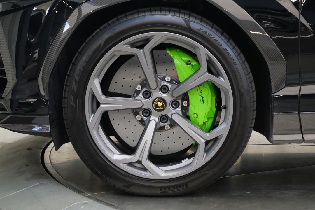 2022 Lamborghini Urus