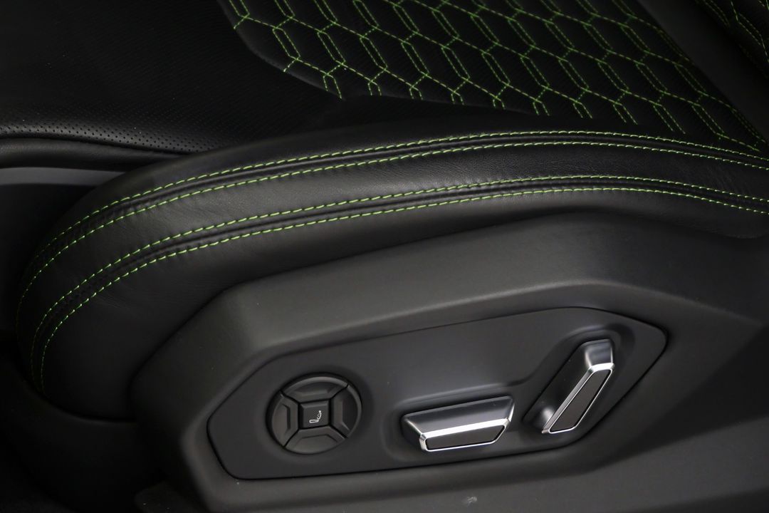 2022 Lamborghini Urus