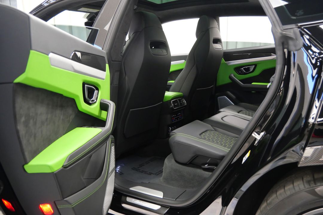 2022 Lamborghini Urus