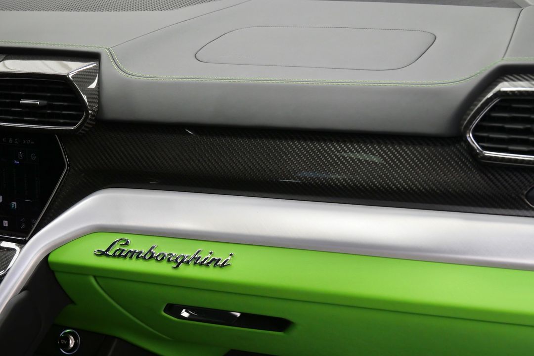 2022 Lamborghini Urus