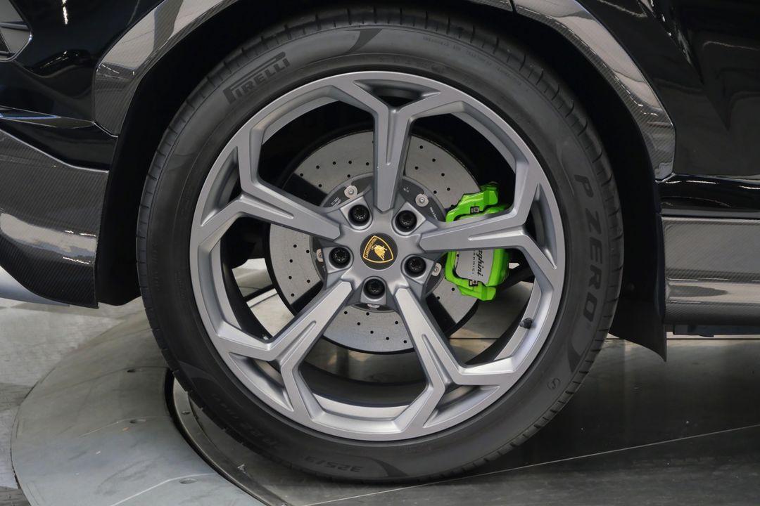 2022 Lamborghini Urus