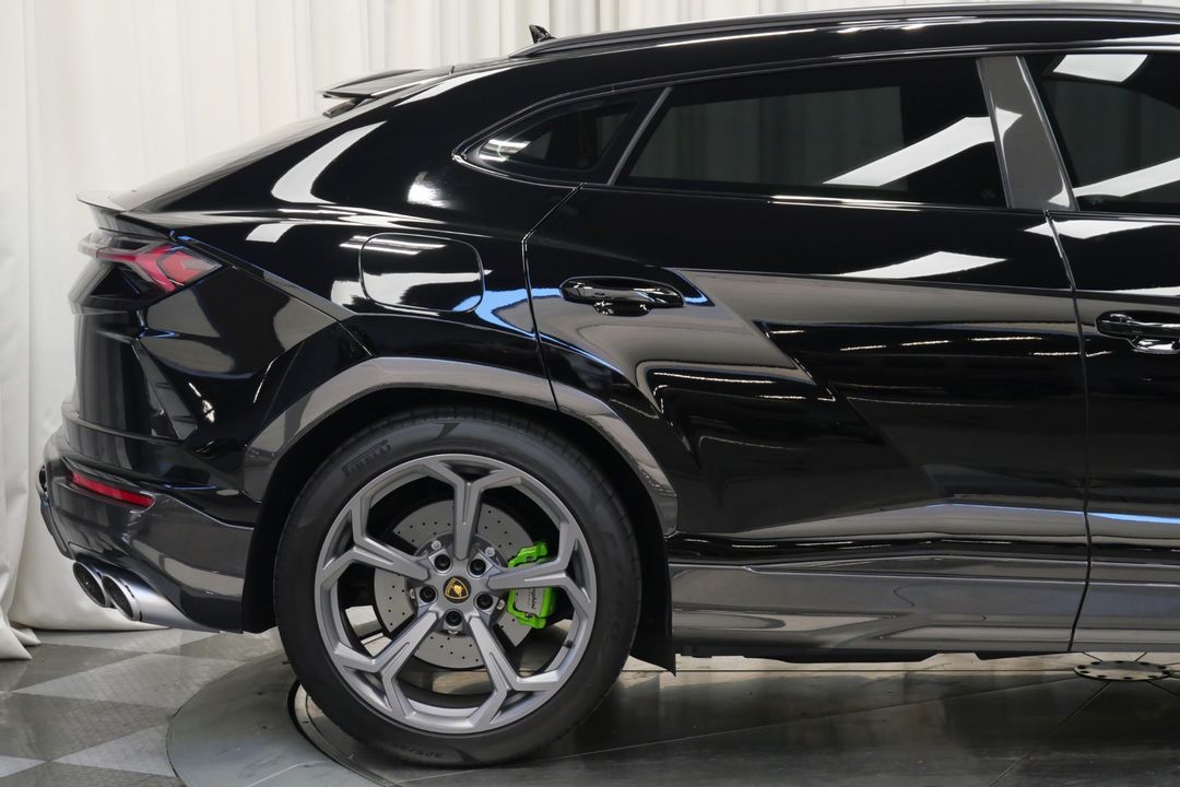 2022 Lamborghini Urus