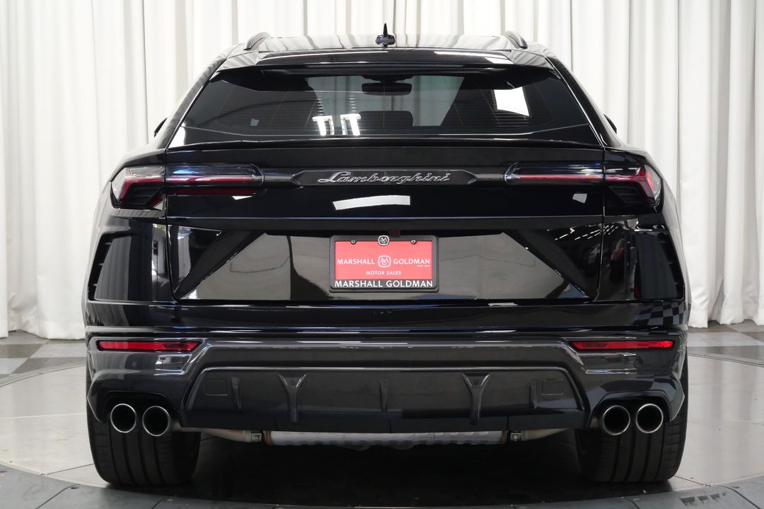 2022 Lamborghini Urus