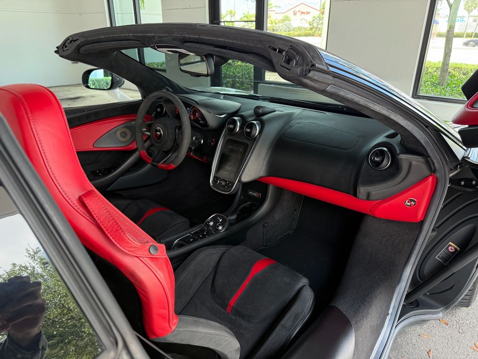 2019 McLaren 570S Spider