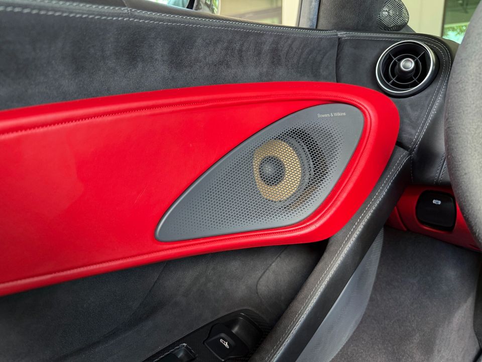 2019 McLaren 570S Spider