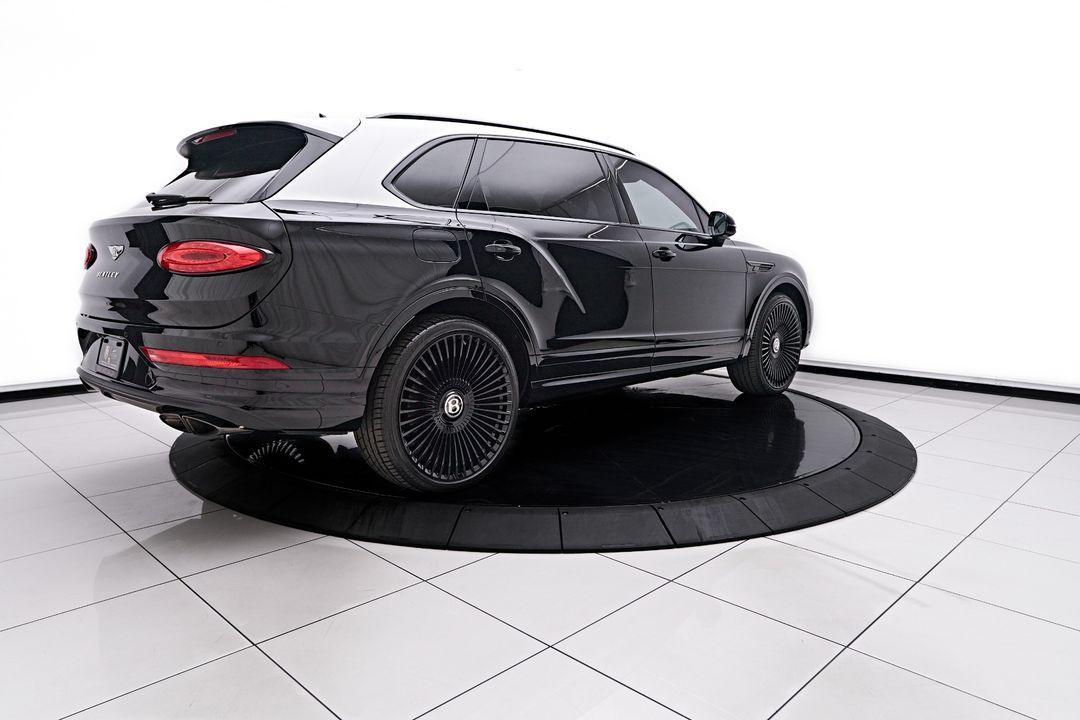 2023 Bentley Bentayga EWB