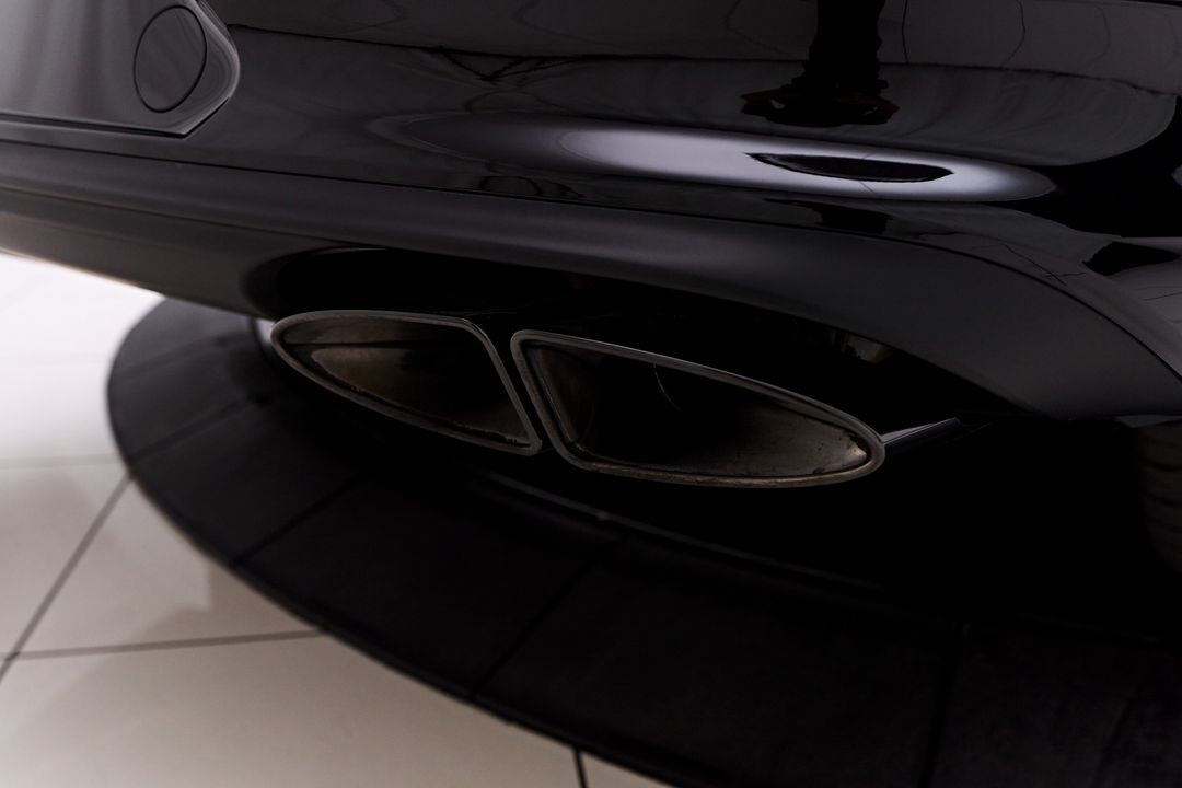 2023 Bentley Bentayga EWB