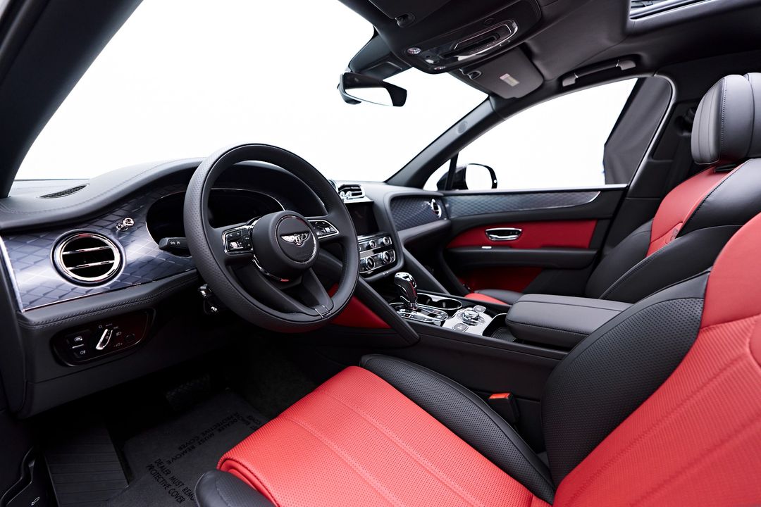 2023 Bentley Bentayga EWB